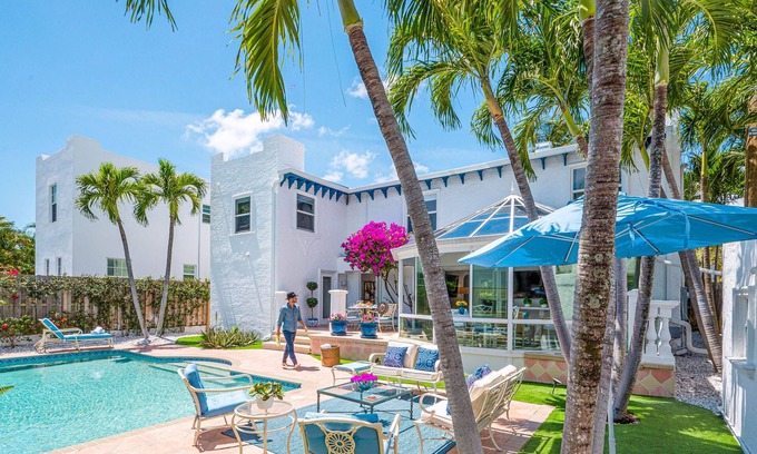Grandview Heights House | Historic Indigo Key Residences with Ocean View & Pool Access