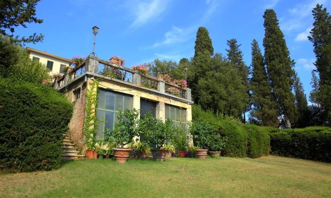 Empoli Villa | Historic Chianti Retreat with Private Pool Near Florence