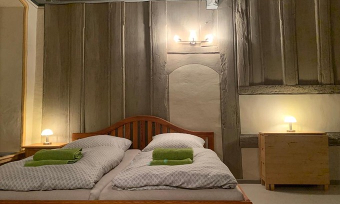 Kahla Apartment | Discover Historic Elegance at Renaissance-Stube Kahla