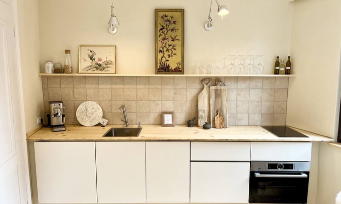 Sankt Goar Apartment | Historic Minimalus Apartment with Spa in St Goar am Rhein