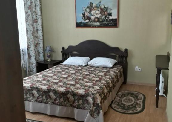 Vyshniy Volochek Hotel | Budget-Friendly Hit Park Hotel with Pool and Breakfast