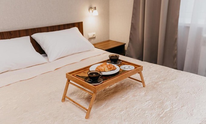 Volgograd Hotel | Discover HitOtel: Highly Rated Stay with Breakfast