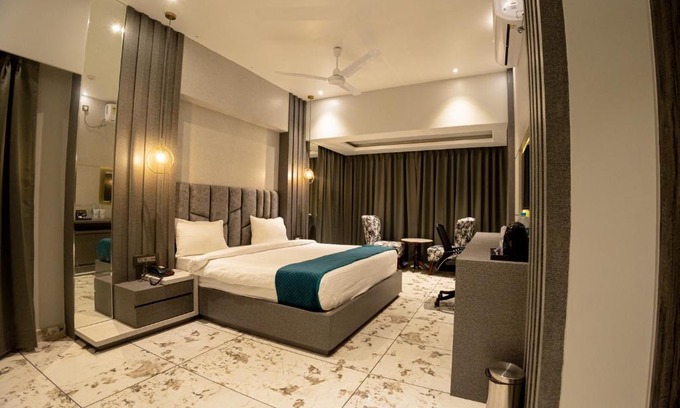 Dibrugarh Hotel | Discover HM Resort: Family-Friendly Comfort in Dibrugarh
