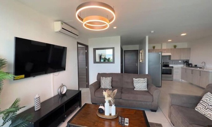 Tegucigalpa Apartment | Elegant 2BR Apartment in Astria with Spa & Family Amenities