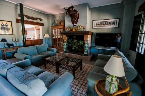 El Rocio House | Family-Friendly Stays at Habitaciones El Rocio