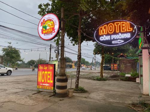 Thach That Hotel | Cozy Hoà Lạc Viên Motel: Family & Pet-Friendly Retreat