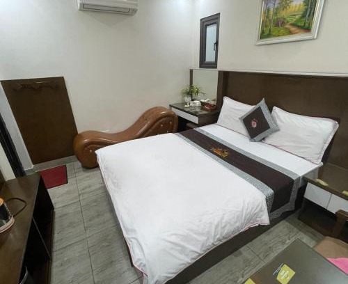 Long Bien Apartment | Discover Hoàng Gia Hotel - Family-Friendly in Cổ Linh HN