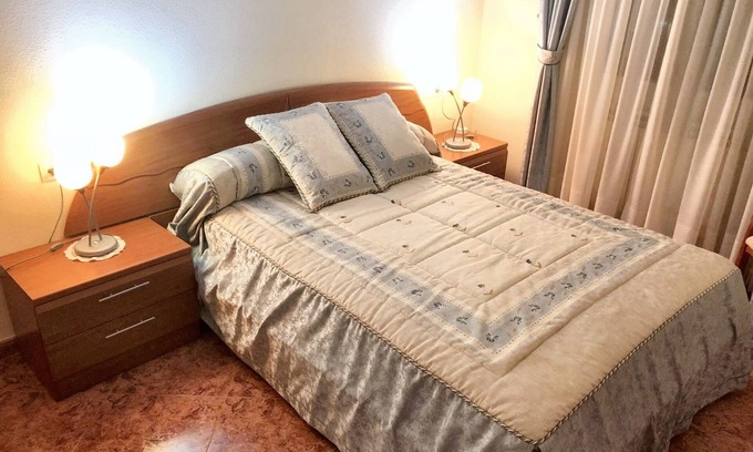 Madrigal de las Altas Torres House | Guest Rated 10/10: Relaxing House with Terrace for 8