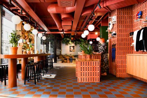 Helsinki City Centre Hotel | Hobo Helsinki: Pet-Friendly Retreat with Top Amenities