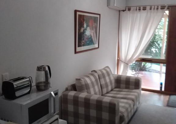 Woodend North Bed & Breakfast | Family-Friendly Hobreid Park - Guest Rated 8.8/10