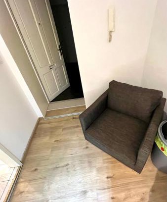 Leoben Apartment | Hochgelegene Geräumige Monteurwohnung