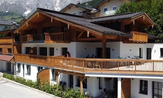 Muehlbach Am Hochkoenig Apartment | Hochkönig Holiday Apartment: Ocean Views & Spa Retreat