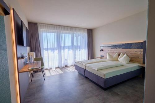 Losheim Hotel | Relax at Hochwälder Wohlfühlhotel with Ocean Views & Spa