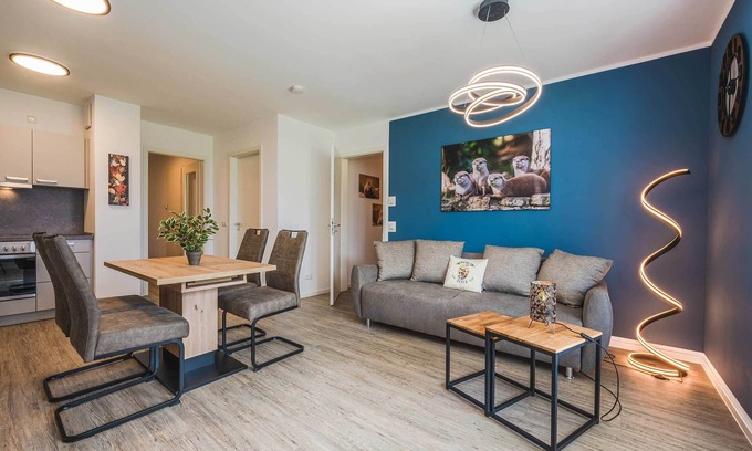 Zirchow Apartment | Relaxing Apartment with Ocean View & Free WiFi in Quiet Area