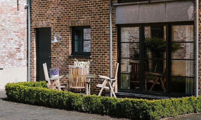 Mopertingen Apartment | Discover Hoeve de Reetjens - La Porcherie: Rated 9.5/10