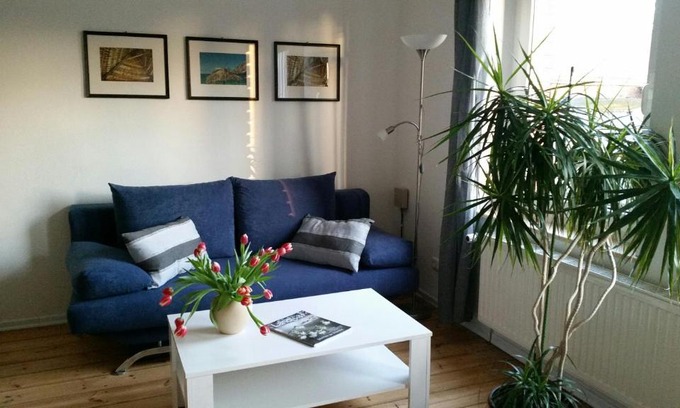 Eichholz Apartment | Hof Heideland 1: Family-Friendly Stay with Pet Access
