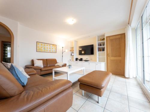 Niederberndorf Apartment | Cozy Altes Bauernhaus: Pet & Child Friendly Retreat