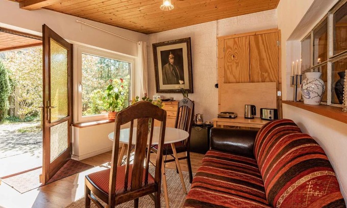 Dargen House | Pet-Friendly Hof Lewin with Ocean Views & Breakfast Included