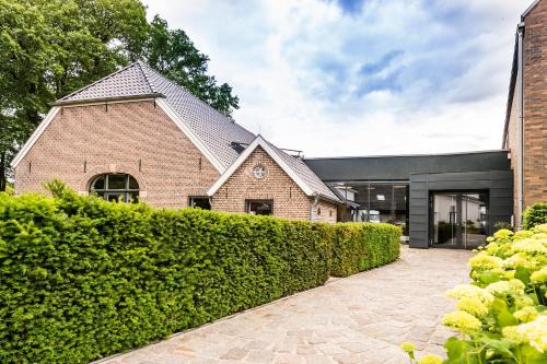 Emlichheim Hotel | Hof Veldink: Family-Friendly Stay with Delicious Breakfast