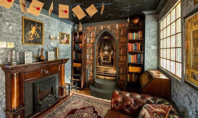 Watford House | Enchanting Hogwarts Hideaway: Perfect for Families
