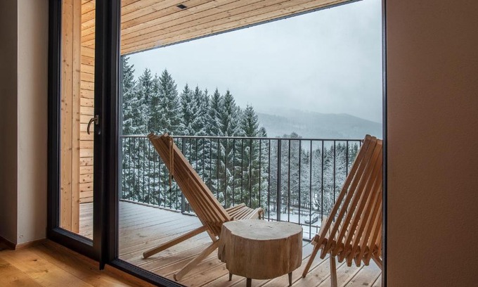 Zelezna Ruda Apartment | Family-Friendly Retreat at Hojsova Stráž: Brčálník Apartment