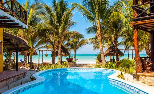 Isla Holbox Hotel | Beachfront Bliss at Holbox Dream Hotel with Ocean Views