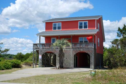 Holden Beach House | Family-Friendly Retreat at Holden Friends - 4 Star Excellence
