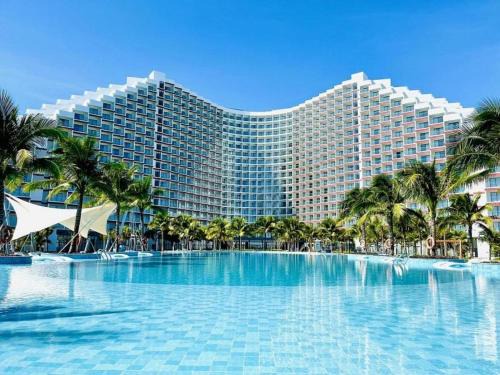 Cam Ranh Apartment | Unwind at Arena Cam Ranh Beach Resort with Oceanfront Spa