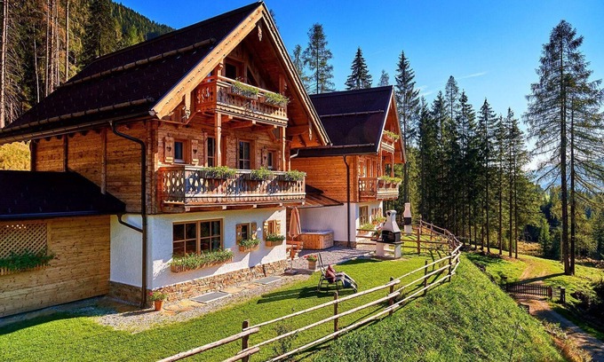 Sankt Martin am Tennengebirge House | Cozy Holiday House St. Martin for 1-6 Guests with Amenities