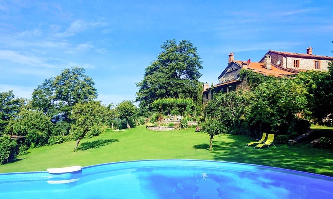 Chiusi della Verna House | Idyllic Tuscan Mountain Retreat with Pool and Ocean Views