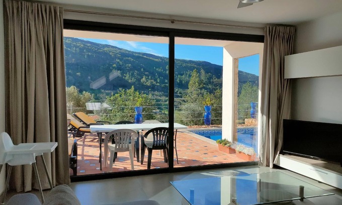 Silves House | Cozy Holiday House in São Bartolomeu de Messines
