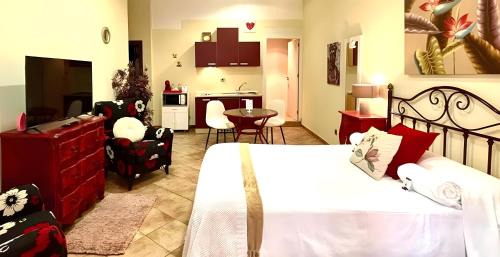 Baiona Old Town Apartment | Holibai: Oceanfront Retreat Near the Beach, Rated 9/10
