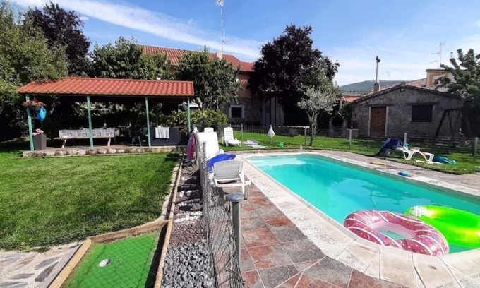 La Rinconada de la Sierra Other | Explore La Rinconada de la Sierra: Ideal Retreat for Groups