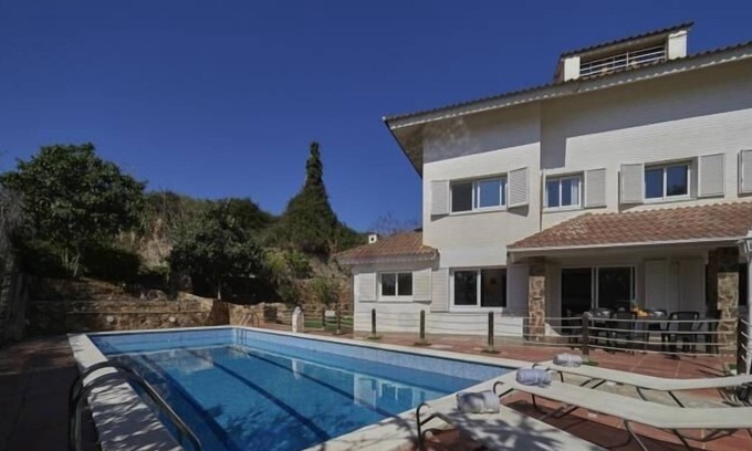 Sant Andreu de Llavaneres House | Holiday house Sant Andreu de Llavaneres for 1 - 14 persons with 7 bedrooms - Holiday home