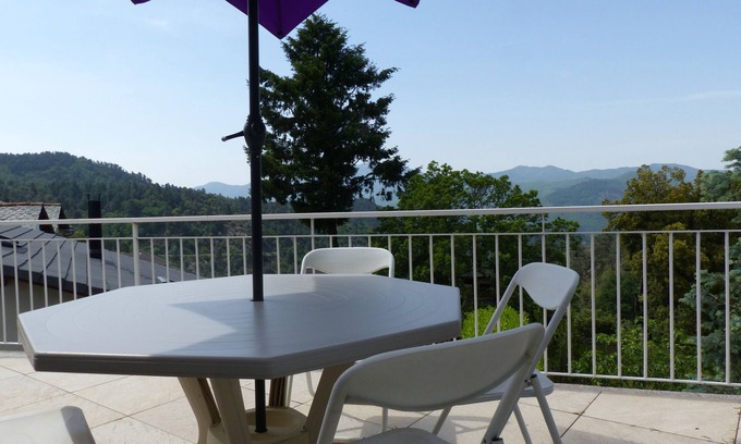 Moissac-Vallee-Francaise Apartment | Discover Holidays in Cevennes: Pools, Spas & Family Fun