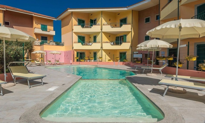 Santa Teresa di Gallura House | Discover Belvilla by OYO Mirti Bianchi Bilo with Pool & More