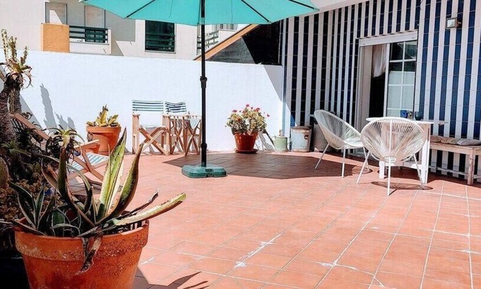 Costa Nova do Prado Apartment | Cozy Holiday Apartment in Gafanha da Encarnação for 4
