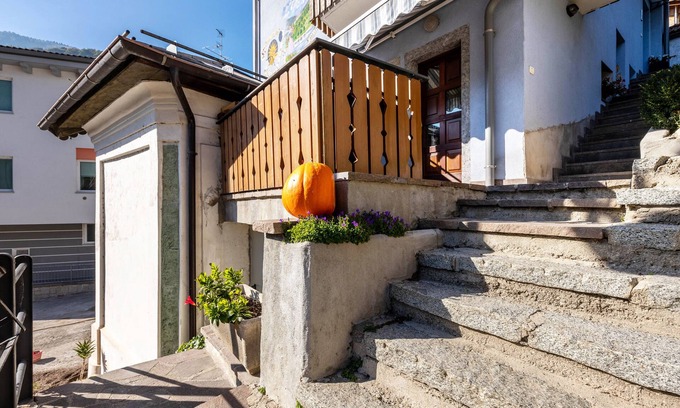 Roncone Apartment | Beautiful Appartamento Meridiana: Mountain View & Wi-Fi
