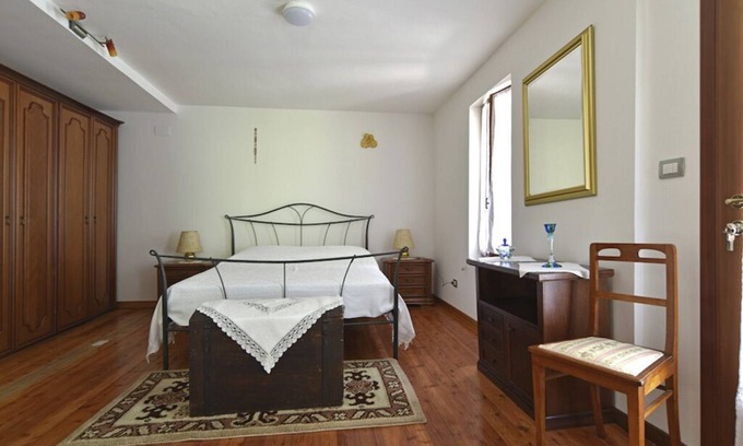 Quero House | Top-Rated Holiday Accommodation in Schievenin with Breakfast