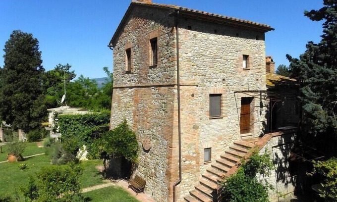Monteleone d'Orvieto Other | Inviting Farmhouse Apartment in Monteleone d'Orvieto