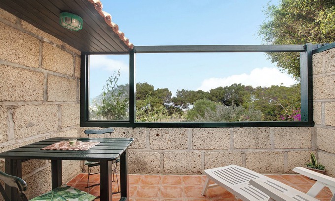 Granadilla de Abona Apartment | Relax at Casa Inti with Sea View, Terrace & Shared Garden