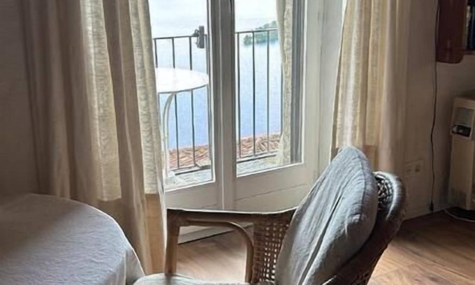 Ronco sopra Ascona Apartment | Cozy Holiday Apartment in Ronco sopra Ascona for 2 Guests