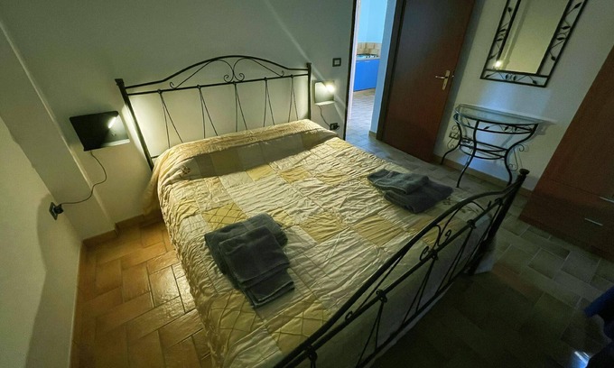 Cattolica Eraclea Apartment | Cozy Holiday Apartment in Cattolica Eraclea with Pool