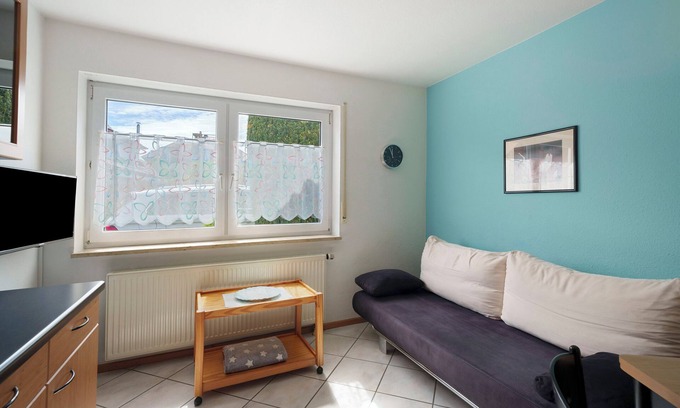 Endingen am Kaiserstuhl Apartment | Holiday Apartment '3' with Wi-Fi