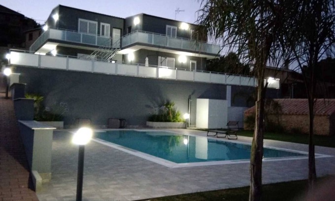 Caltagirone Apartment | Discover Appartamento 1 con Piscina: Ideal for Families