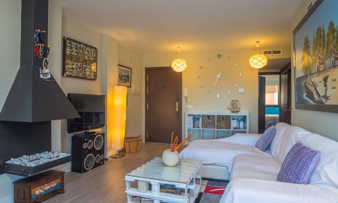 Albons Apartment | Cozy Holiday Apartment Albons for 1-4 with Pool & Kitchen