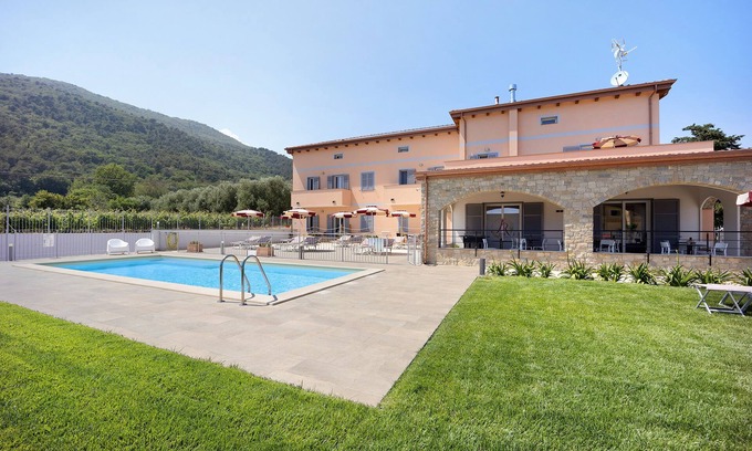 Andora Apartment | Discover Antichi Ricordi - Il Sole: Pet-Friendly Oasis