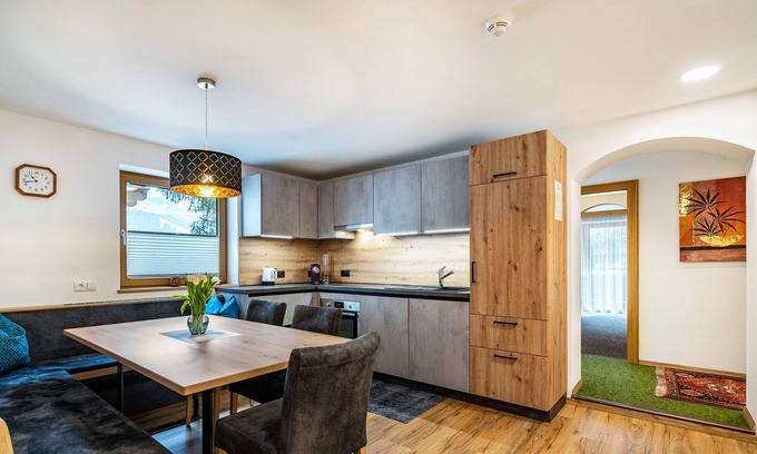Lanersbach Apartment | Scenic Apartment Enzian: Mountain View & Balcony Retreat