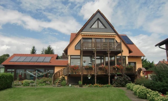 Radewege Apartment | Cozy Beetzsee Holiday Apartment for Families and Groups