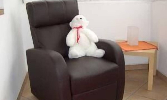 Tempelhof-Schoeneberg Apartment | Berlin Holiday Apartment: 10/10 Rated for Comfort & Convenience